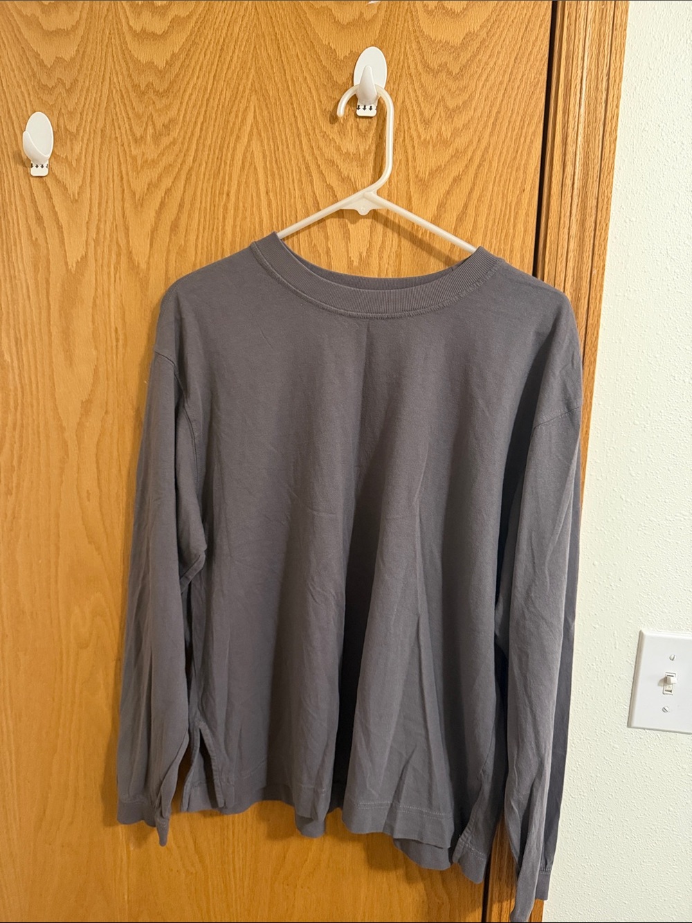 Free People Relaxed/Oversized Long-Sleeve Crewneck Top in Gray